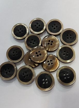 Пуговица костюмная пластик 4 прокола d-20мм коричневая с ободком Roberto Cavalli - в интернет-магазине тканей Тессутидея арт. F-4868