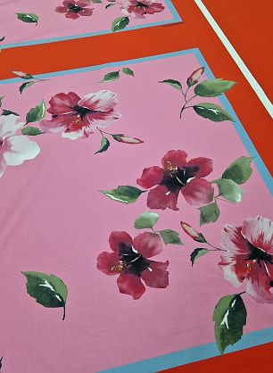 Хлопок купон (0,9м) (н)  цветочный рисунок на красном - в интернет-магазине тканей Тессутидея арт. 01-6873