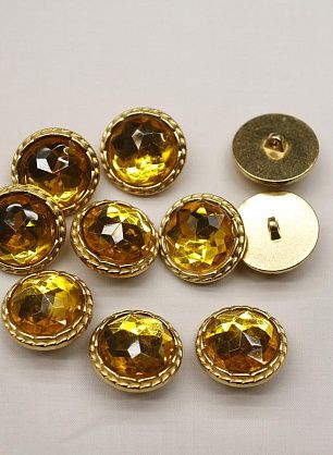 Пуговица металл золото на ножке d-20мм с желтым камнем - в интернет-магазине тканей Тессутидея арт. F-6910