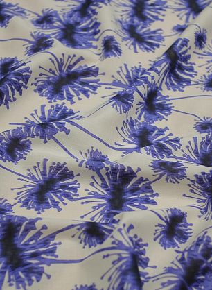 Батист (о) синие стилизованные цветы на белом - в интернет-магазине тканей Тессутидея арт. 01-7128