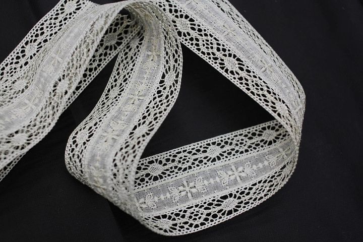 Кружево макраме/шитье ш-4,5см светло-серо-бежевое - итальянские ткани Тессутидея арт. F-6316
