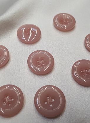 Пуговица пластик 4 прокола d-22мм пыльная - в интернет-магазине тканей Тессутидея арт. F-3856