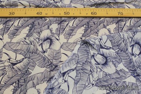 Маркизет (н) синий растительный рисунок и птицы на белом - итальянские ткани Тессутидея арт. 10-3436