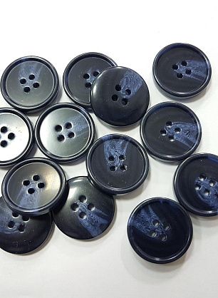 Пуговица пластик 4 прокола d-22мм сине-голубая - в интернет-магазине тканей Тессутидея арт. F-5127