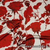 Шелк атлас (н) красные розы на белом - итальянские ткани Тессутидея арт. 10-3752