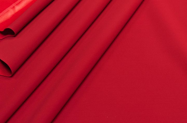 Трикотаж с водоотталкивающим покрытием (о) красный в стиле Burberry - итальянские ткани Тессутидея арт. 13-1457