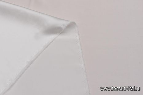 Шелк атлас (о) айвори - итальянские ткани Тессутидея арт. 10-3019