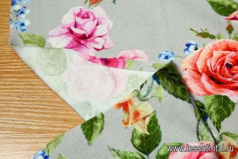 Трикотаж (н) цветочный орнамент на светло-сером - итальянские ткани Тессутидея арт. 12-0674