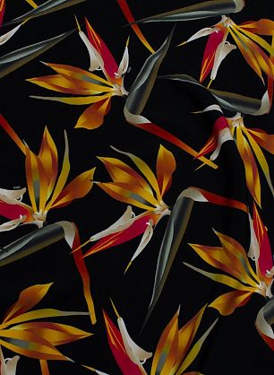 Шелк кади (н) желто-красно-оранжевый цветочный рисунок на черном - в интернет-магазине тканей Тессутидея арт. 10-3440