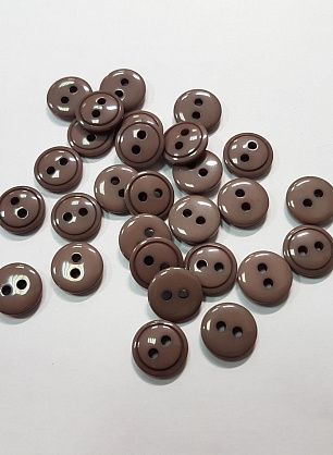 Пуговица пластик 2 прокола d-11мм темное антико - в интернет-магазине тканей Тессутидея арт. F-5494