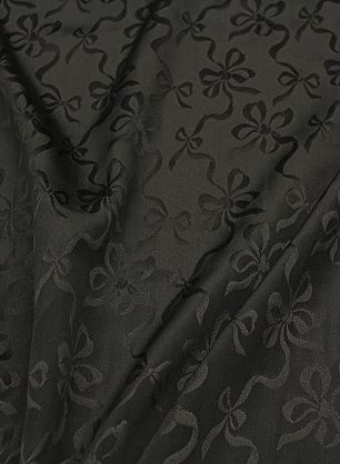 Крепдешин дама (о) бантики на черном - в интернет-магазине тканей Тессутидея арт. 10-4595