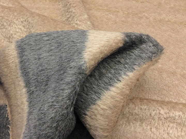 Пальтовая альпака купон (1,2м) (н) серая полоска на бежево-розовом - итальянские ткани Тессутидея арт. 09-1427