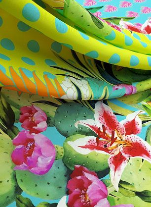 Крепдешин стрейч купон (0,9м) (н) яркий цветочный орнамент и горох на желто-голубом - в интернет-магазине тканей Тессутидея арт. 02-8225