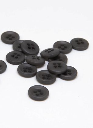 Пуговица пластик 4 прокола d-12мм темно-серая - в интернет-магазине тканей Тессутидея арт. F-4633