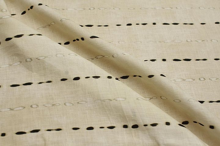 Лен сорочечный (н) черно-белые стилизованные полосы на светло-бежевом - итальянские ткани Тессутидея арт. 16-1064