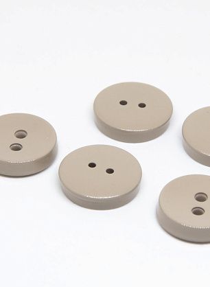Пуговица пластик 2 прокола d-19мм бежевая   - в интернет-магазине тканей Тессутидея арт. F-4757