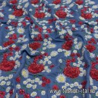 Джинса расшитая (н) цветочная вышивка на светло-синем - итальянские ткани Тессутидея арт. 01-6755