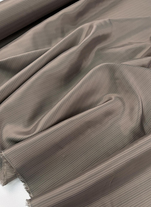 Подкладочная вискоза (н) серо-бежевая полоска  - в интернет-магазине тканей Тессутидея арт. 08-1700