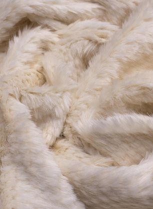 Мех искусственный на трикотажной основе (о) айвори - в интернет-магазине тканей Тессутидея арт. 06-0120