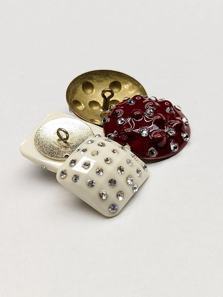 Пуговица на ножке  d-24-26мм металл, стразы Swarovski в ассортименте  - итальянские ткани Тессутидея арт. F-1670