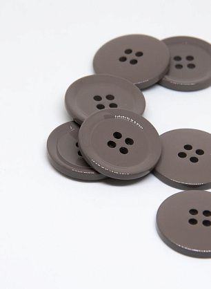 Пуговица пластик 4 прокола d-24мм серо-коричневая - в интернет-магазине тканей Тессутидея арт. F-4747