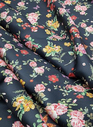 Шелк твил (н) розы и бабочки на черном - в интернет-магазине тканей Тессутидея арт. 10-1784