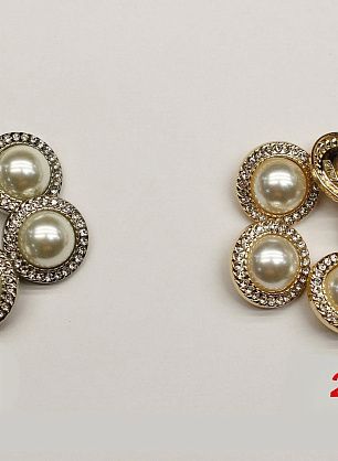 Пуговица металл золото, серебро на ножке d-22мм с жемчужиной и стразами - в интернет-магазине тканей Тессутидея арт. F-6638