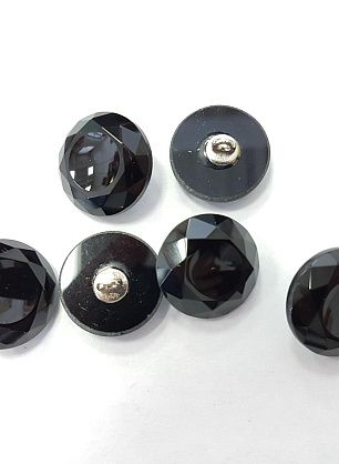 Пуговица на ножке (о) черная муранское стекло - в интернет-магазине тканей Тессутидея арт. F-2127