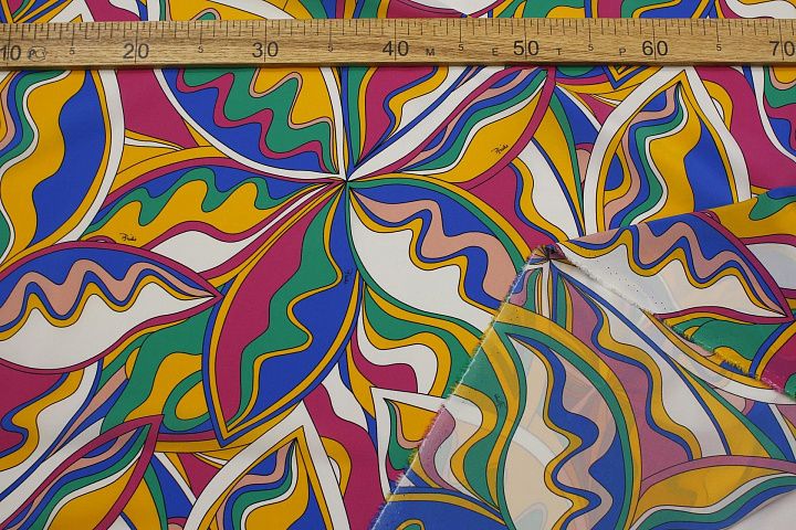 Крепдешин (н) яркая желто-розово-зеленая абстракция - итальянские ткани Тессутидея арт. 10-3973