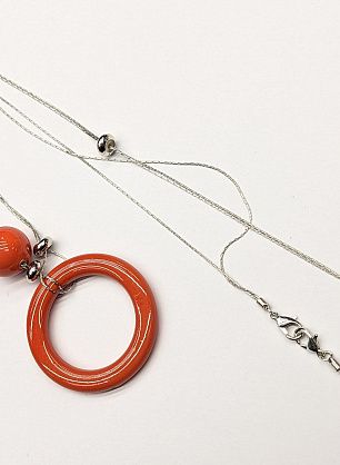 Подвеска металл серебро на цепочке с оранжевыми элементами 40см - в интернет-магазине тканей Тессутидея арт. F-6176