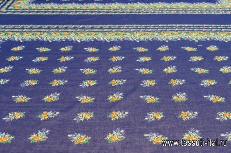 Батист платочный купон (1,35м) (н) мелкий цветочный орнамент на синем - итальянские ткани Тессутидея арт. 01-4888