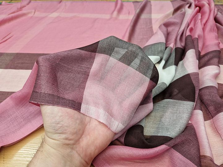 Пашмина купон (2,15м) (н) розово-бордовая клетка - итальянские ткани Тессутидея арт. 17-1006