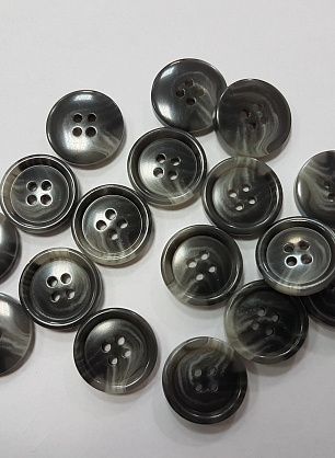 Пуговица пластик 4 прокола d-20мм серая - в интернет-магазине тканей Тессутидея арт. F-5116