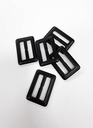 Пряжка пластик 30мм черная - в интернет-магазине тканей Тессутидея арт. F-7164