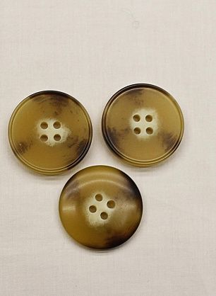 Пуговица пластик 4 прокола d-28мм бежево-коричнево-молочная - в интернет-магазине тканей Тессутидея арт. F-6782