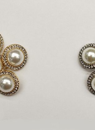 Пуговица металл золото, серебро на ножке d-18мм с жемчужиной и стразами - в интернет-магазине тканей Тессутидея арт. F-6637