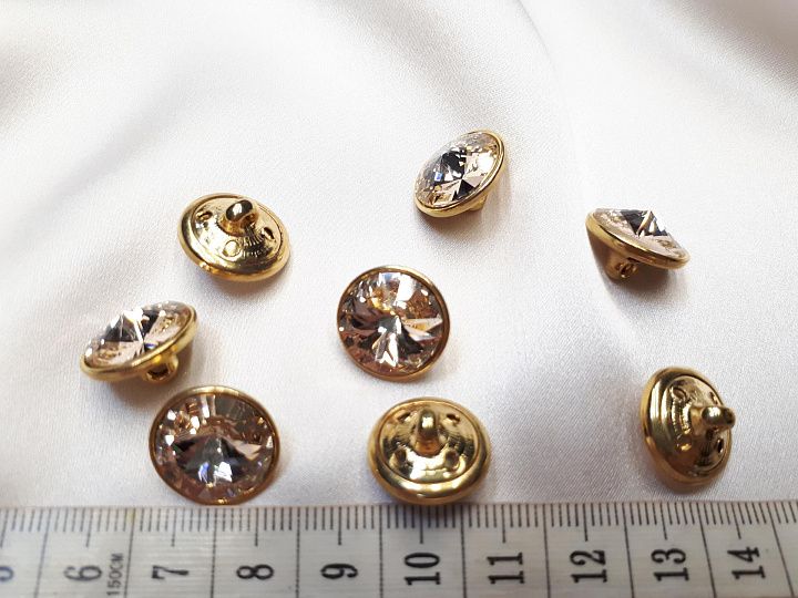 Пуговица металл золото на ножке с крупным светло-розовым стразом Swarovski d-16мм  - итальянские ткани Тессутидея арт. F-3897