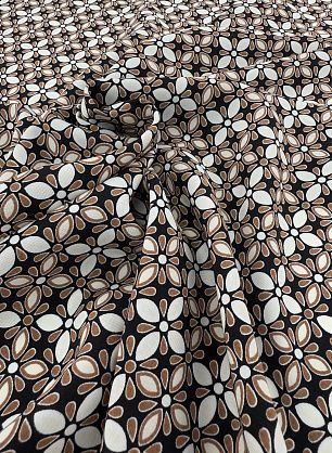 Плательная вискоза (н) бело-коричневый цветочный рисунок на черном - в интернет-магазине тканей Тессутидея арт. 04-1823