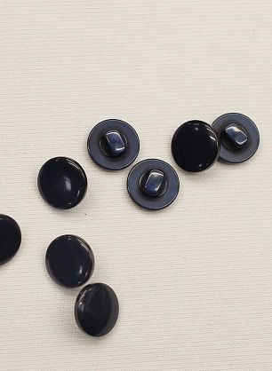 Пуговица пластик на ножке d-10мм темно-синяя - в интернет-магазине тканей Тессутидея арт. F-6580