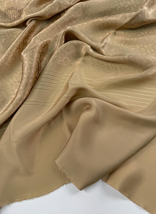 Шелк дама купон-платок 135*165см логотип на бежевом - итальянские ткани Тессутидея.