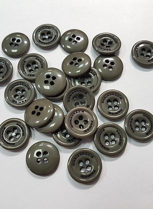 Пуговица пластик 4 прокола d-16мм оливковая Mariagrazia Panizzi - в интернет-магазине тканей Тессутидея арт. F-5484