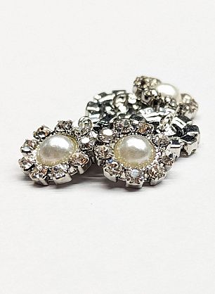 Пуговица на ножке металл серебро жемчуг и стразы d-10mm - в интернет-магазине тканей Тессутидея арт. F-2848