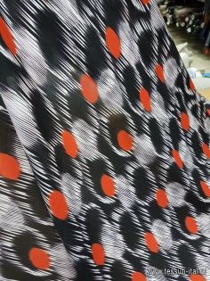 Шифон (н) красный стилизованный горох на черно-белом орнаменте - итальянские ткани Тессутидея арт. 02-6392
