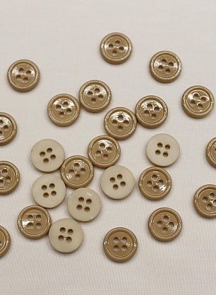 Пуговица ракушка 4 прокола d-10мм бежевая - в интернет-магазине тканей Тессутидея арт. F-6866