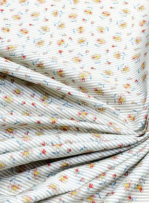 Хлопок (н) цветочный орнамент и полоска на молочном - в интернет-магазине тканей Тессутидея арт. 01-5161