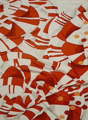 Шелк кади купон (1,7м) (н) крупная красно-белая цветочная абстракция и горох - в интернет-магазине тканей Тессутидея арт. 10-3979