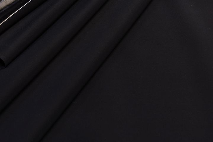 Трикотаж с водоотталкивающим покрытием (о) черный в стиле Burberry - итальянские ткани Тессутидея арт. 13-1456