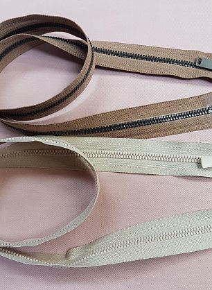 Молния трактор разъемная два замка 80-90см  - в интернет-магазине тканей Тессутидея арт. F-4092