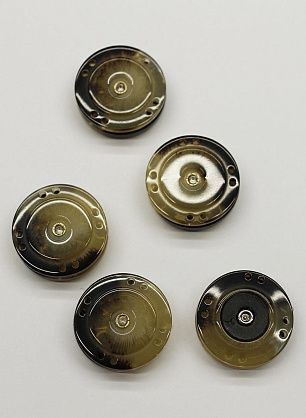 Кнопка пластик d-23мм бежево-коричневая - в интернет-магазине тканей Тессутидея арт. F-7001