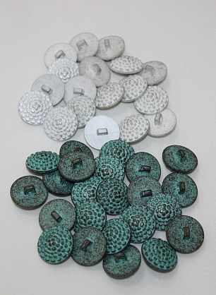 Пуговица пластик на ножке винтажная в ассортименте d-20mm Roberto Cavalli - итальянские ткани Тессутидея F-2428